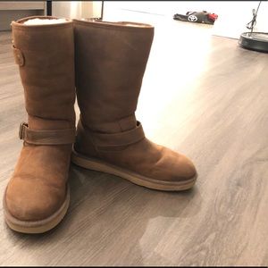 UGGs tall waterproof winter boots like new